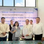 Perjanjian Kerjasama dengan STT IKAT Jakarta dan STIPAK Taman Harapan Jakarta